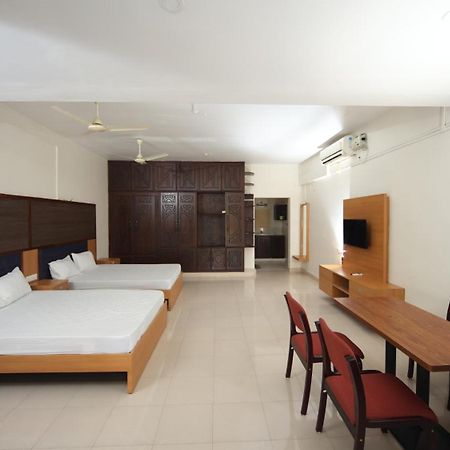 Ashtamudi Lake Garden Resortsコッラム エクステリア 写真